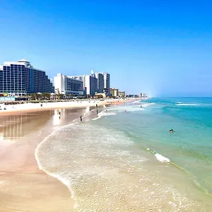 Hilton Daytona (adults Only) Дейтона-Бич